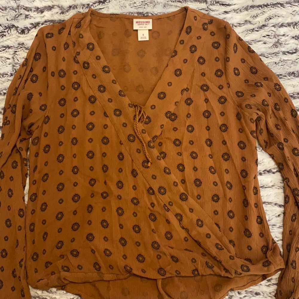 Mossimo top size small
